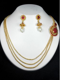Exclusive Polki Set